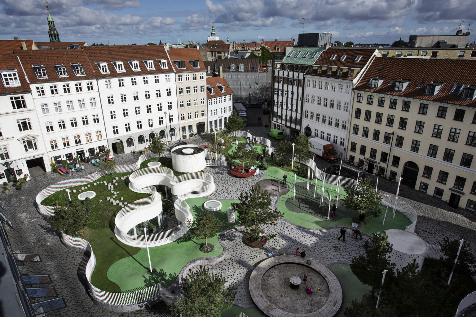 Foto: Sangberg Architects Center for Renhold, WERK arkitekter & Sangberg Architects – tidligere POLYFORM i samarbejde med Karres En brands. Foto: Sangberg Architects.