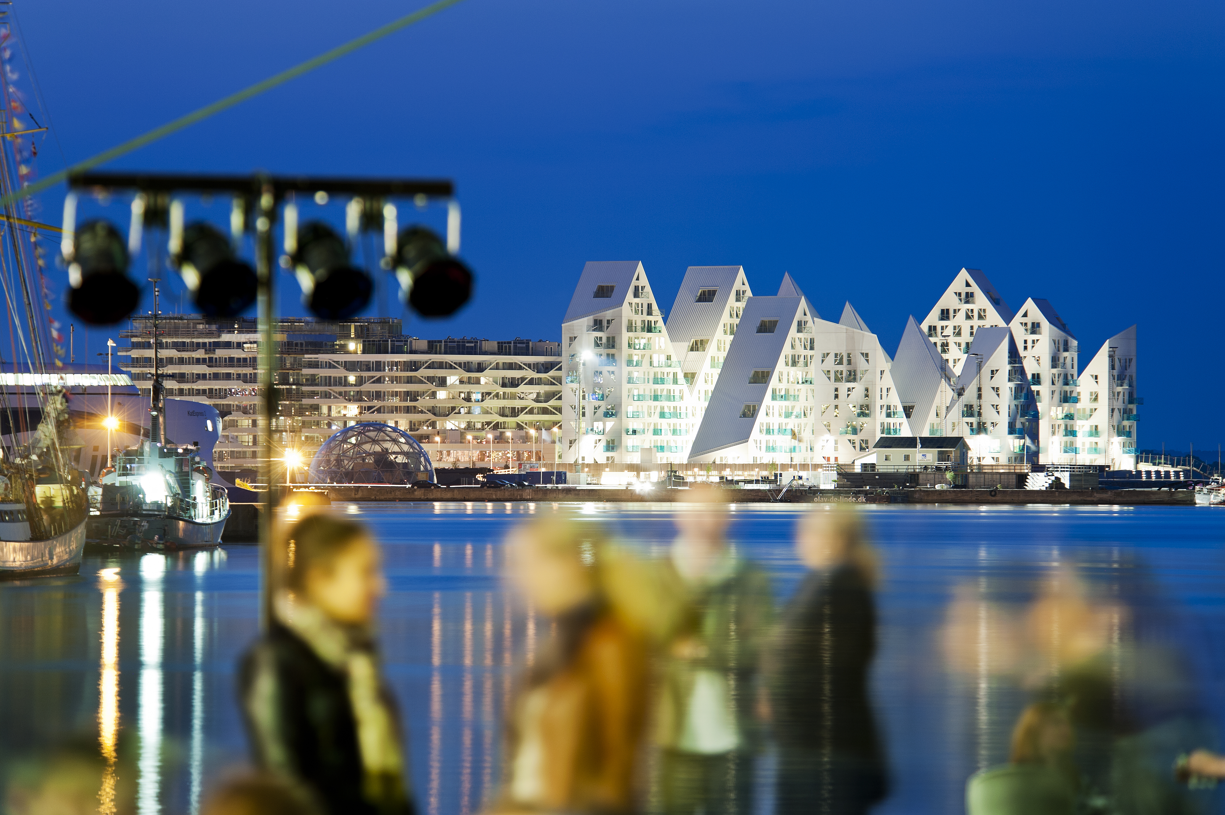Isbjerget i Aarhus fotograferet af Mikkel Frost