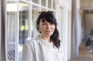 Elena Astrid Rojas er ny bestyrelsesleder i Danske Arkitektvirksomheder. Hun har overtaget posten fra Katja Viltoft.