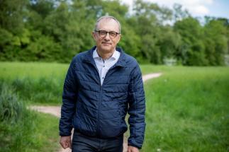 Michael Ziegler, borgmester i Høje-Taastrup Kommune, ser frem til det nye folketingsår, hvor han håber og forventer, at boligpolitik, byudvikling og generelt øget fokus på en grønnere samfundsretning fortsat vil præge debatterne både på og uden for Christiansborg.