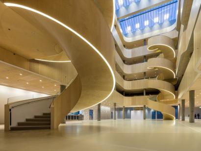 Psykiatrisygehus Slagelse der er designet af Vilhelm Lauritzen Arkitekter og Karlsson Arkitekter er et af flere projekter der er DGNB certificeret. Psykiatrisk Sygehus Slagelse