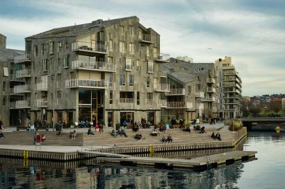 Foto af havnefront i Oslo.